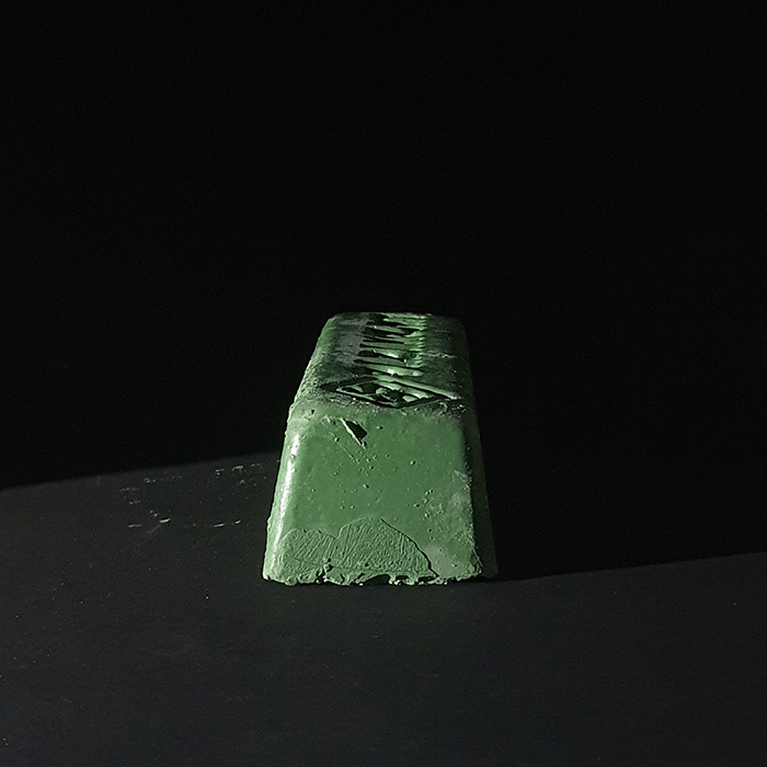 Green polishing compound